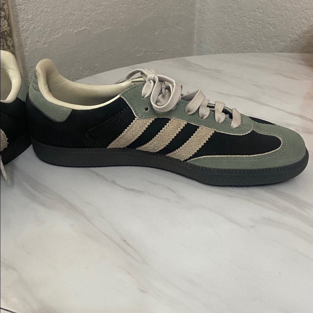 Adidas Samba Green and Black Sneakers Size Women 9, EU 41 1/3 - Picture 7 of 9